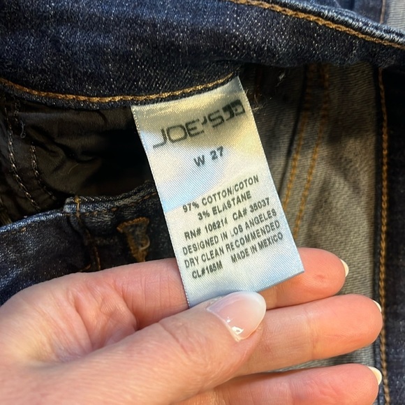 Joe's Jeans Dark Blue Ankle Cropped - Picture 9 of 10
